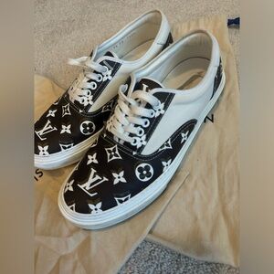 Louis Vuitton Sneakers